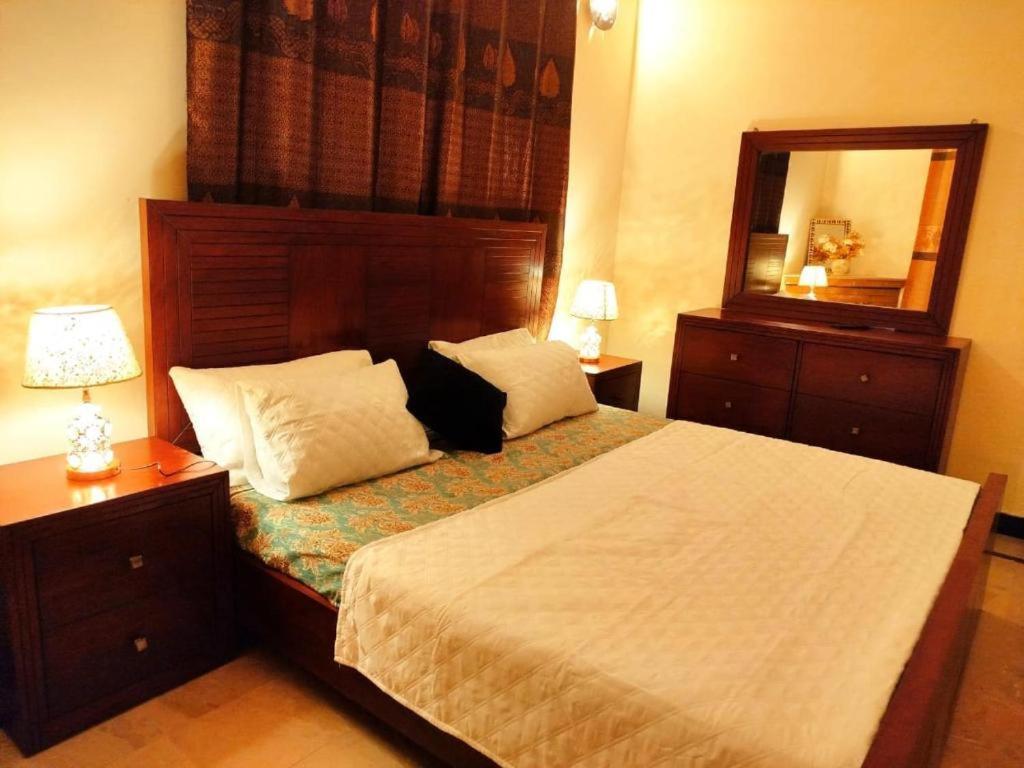 Hotel Royal Residential Islamabad Exterior foto